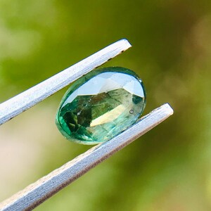 Teal Australian Sapphire Gemstone: Oval Faceted Loose Parti Sapphire, 0.50 Ct