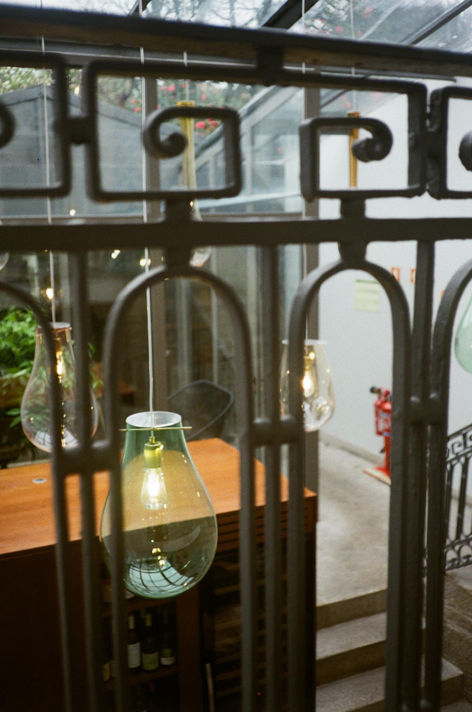 Revuenon 38 mm f/2.8 レンズを搭載した Revue 400 L – フィルム写真