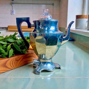 Art Deco percolator with insides intact, vintage stainless steel coffee/tea pot. FREE SHIPPING