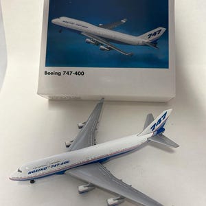 BOEING 747-400 airplane - BOEING Fleet in 1:500 scale diecast