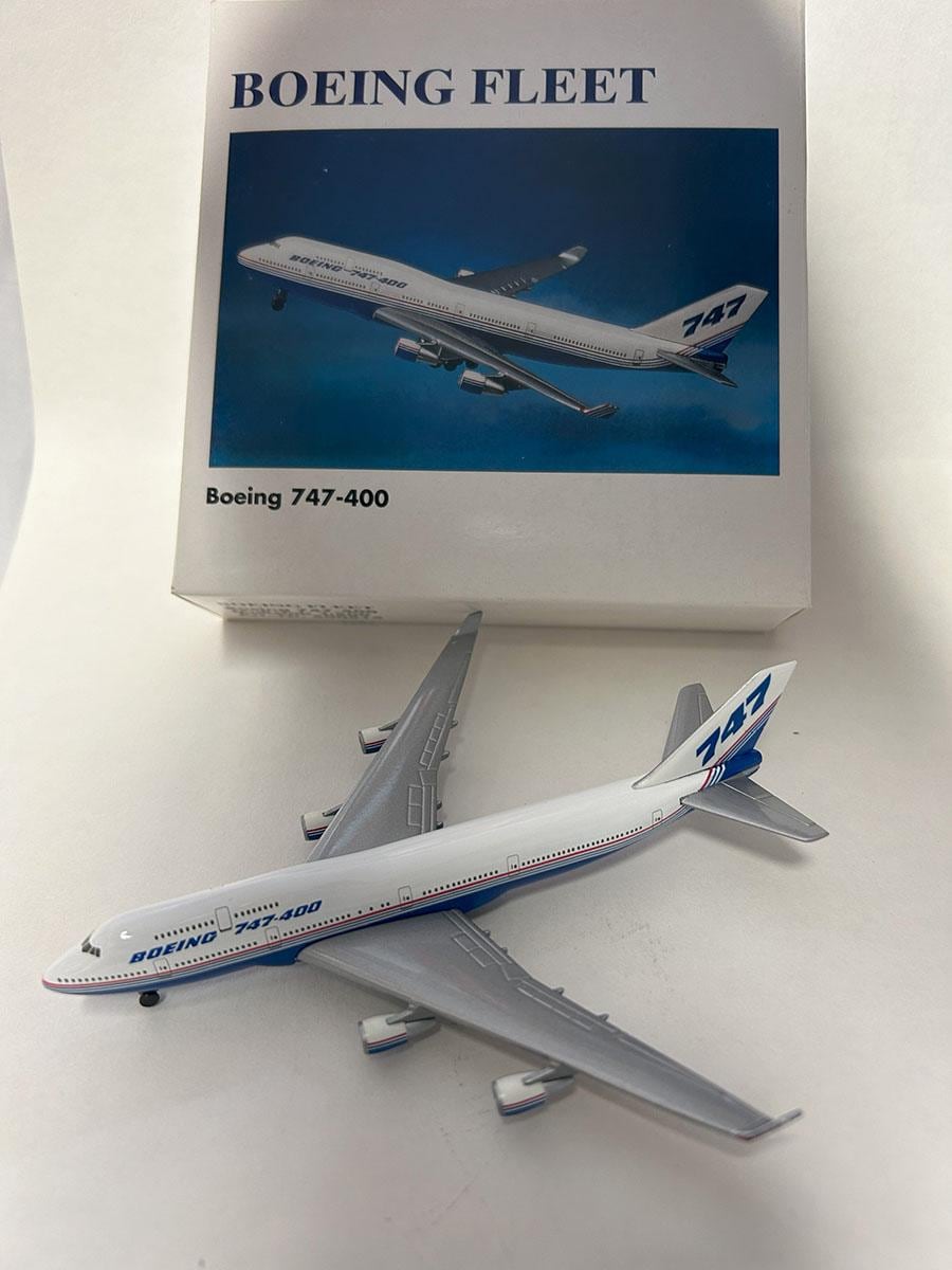 BOEING 747-400 airplane - BOEING Fleet in 1:500 scale diecast