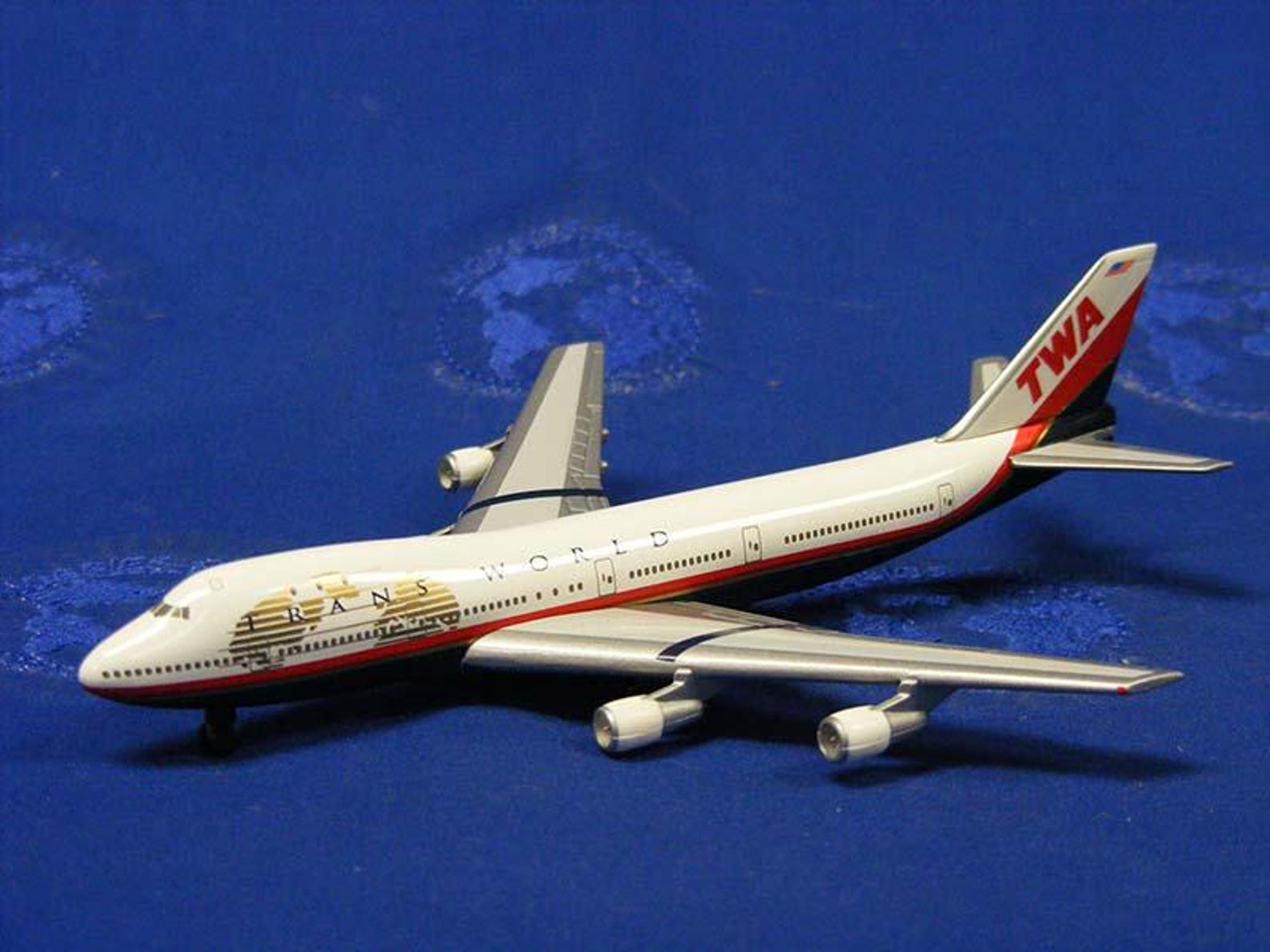 maquette métal - TWA Boeing 757-200 - Herpa 1/500TWA Boeing 757-200