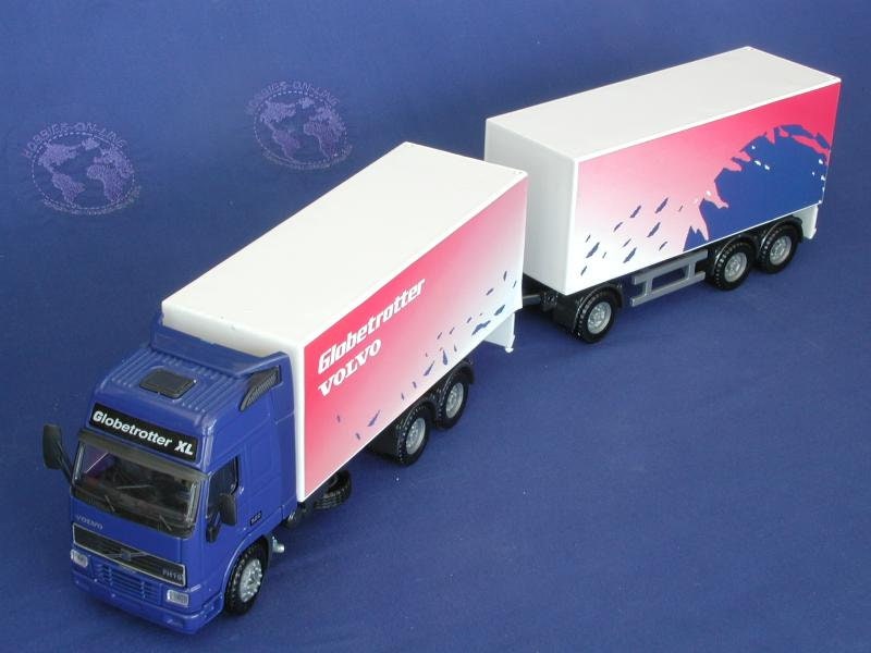 ジョアル　 FH12 Globetrotter XL ミニカー 1/50 Joal - Volvo FH12 Globetrotter Xl Truck — Juguetesland