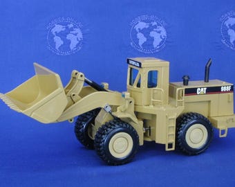Caterpillar 988F wheel loader by NZG in 1:50 scale diecast
