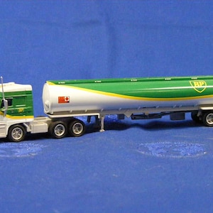 マッチボックス タンクトラック BP ロゴ付き il_fullxfull.5981766056_lk7z.jpg