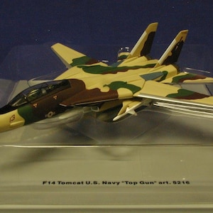 k*6様 Franklinmint F-14 Tomcat 1:48 L F-14 Tomcat 'Jolly Rogers' Franklin Mint 1:48 Die Cast Model 98036.