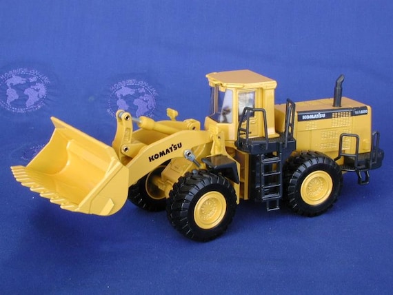 ミニカー KOMATSU WA600 1/50 s-l1200.jpg