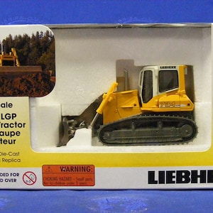 Norscot Liebherr 724 LGP dozer 1:50 scale diecast