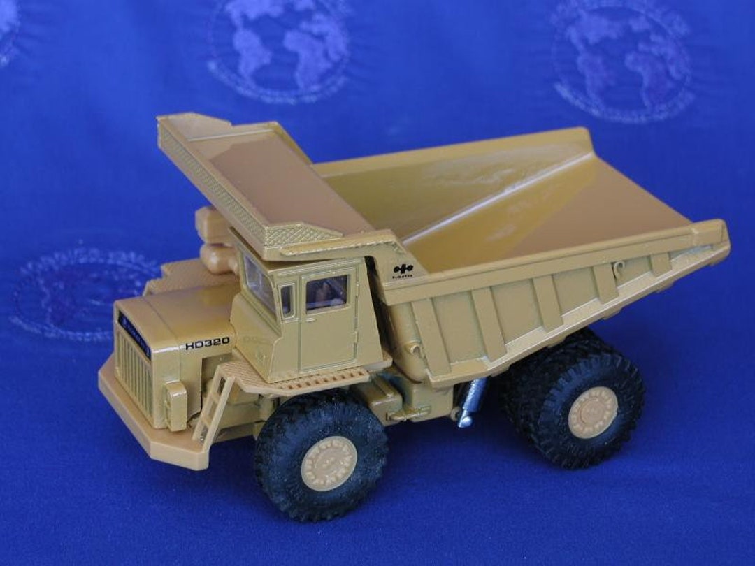 DIAPET KOMATSU HD320-2 ダンプトラック ミニカー il_1080xN.5908325937_l6nl.jpg