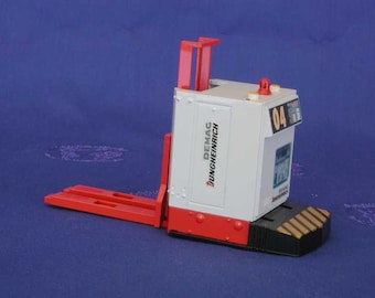 Carrello elevatore Demag Jungheinrich in pressofuso in scala 1:25 di NZG