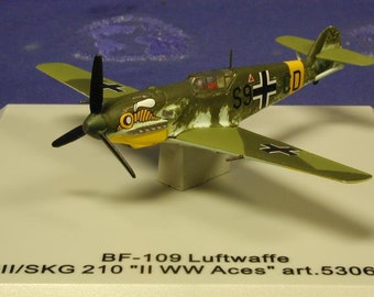 CDC Armor ME109 Luftwaffe SKG210 WWII Aces escala 1:100 fundido por Franklin Mint