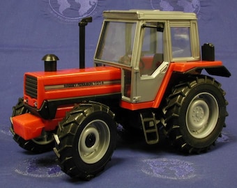 ROS - Tractor agrícola Massey Ferguson 1014. Diecast escala 1:25