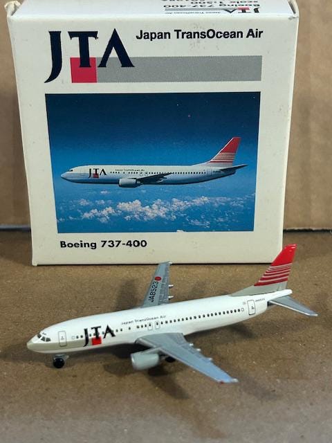 Boeing 737-400 Japan Transocean Air Airline - JTA - in 1:500 Scale