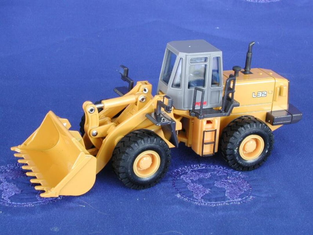 TCM WHEEL LOADER L32 ミニカー TCM L32 Wheel Loader 1:50 Scale Diecast by Goodswave of Japan - Etsy