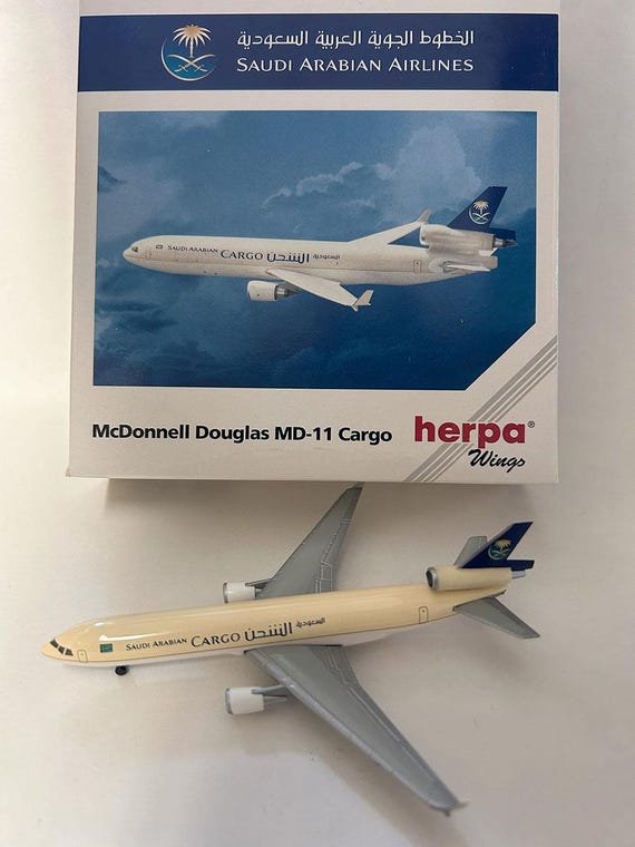 航空機・ヘリコプター KLM MD-11 herpa 1/500 Mcdonnell Douglas MD 11 SAUDI ARABIAN Airlines Cargo Plane in 1