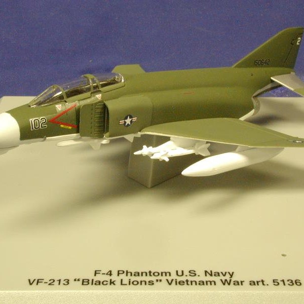 CDC Armour F-4 Phantom US Navy "Black Lions" Vietnam War by Franklin Mint 1:100 scale diecast