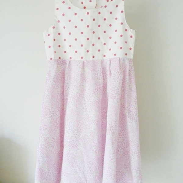 Robe ample à pois rose 8 ans