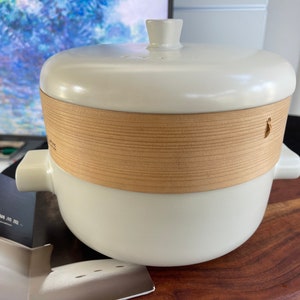 JIA Steamer Set Large Ceramic Steamer Pot Lid & Cedar Wood Basket Rice Cooker New (no original box)