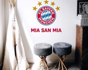 Juego de adhesivos de pared del FC Bayern de Múnich con el logotipo de Mia San Mia -ROJO Producto con licencia oficial