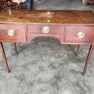 Antique Georgian mahogany small sideboard serving table tapered legs