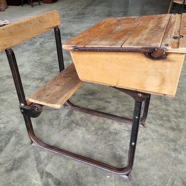 Vintage retro 20thC single children's small school desk metal frame and seat