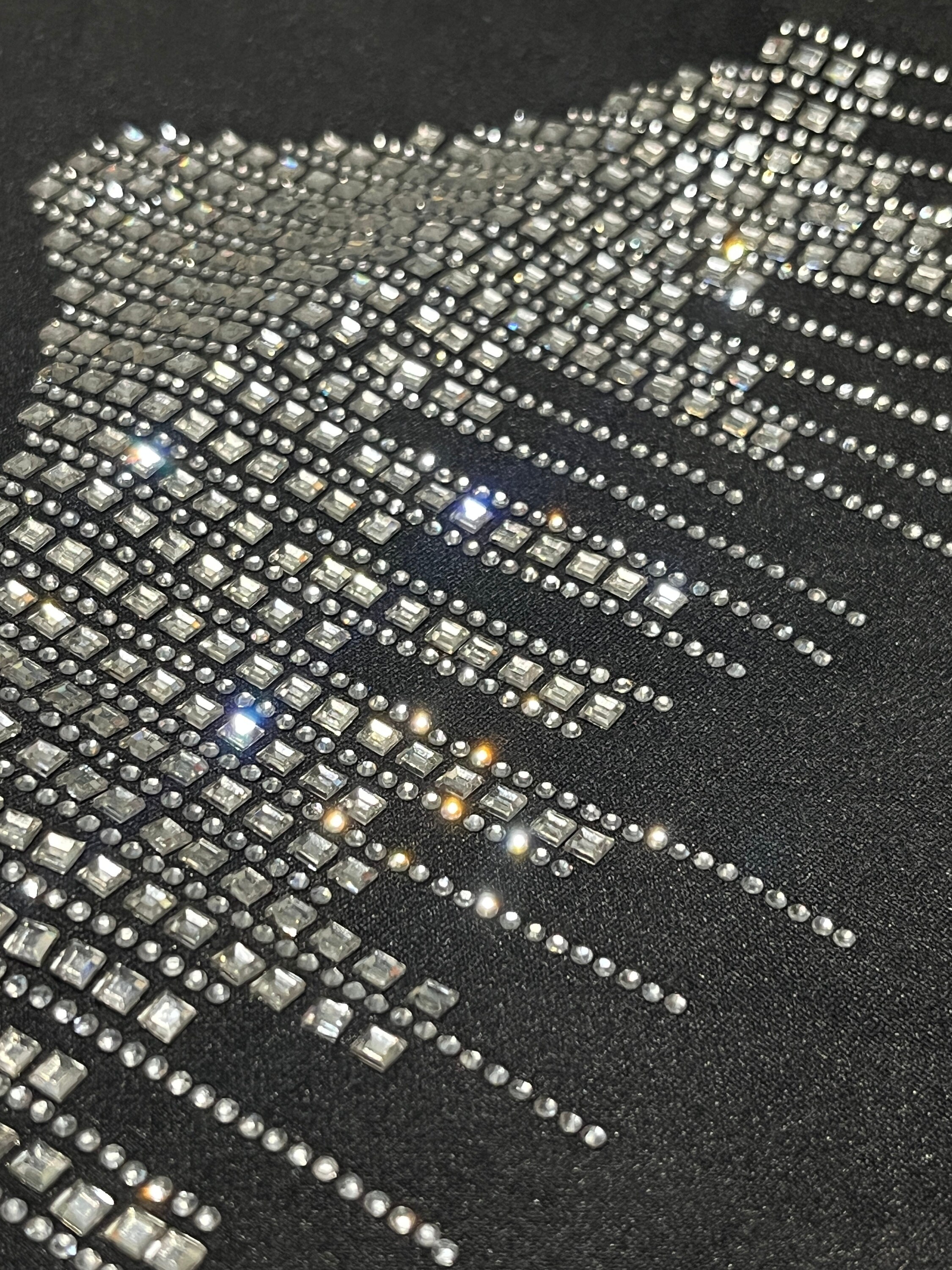 ANATTASOUL Mosca Sportiva Strass Ferro su Hotfix, Decalcomania A Trasferimento di Calore Decalcomanie con Strass Bling Patch per Abbigliamento per T-Shirt Abbigliamento Pantaloni Borse 1