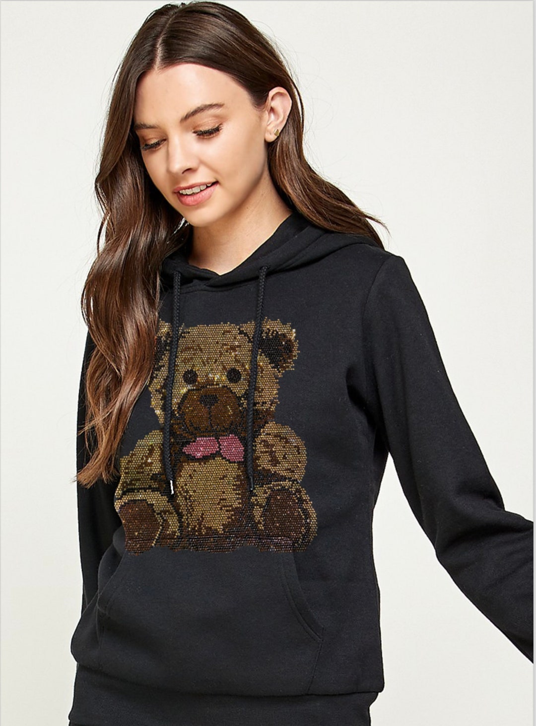 Sudadera negra con capucha y osito de peluche con diamantes de imitación:  sudadera con brillo México