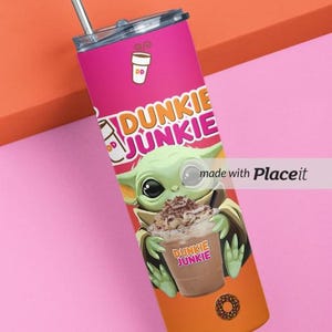 Dunkie Junkie Baby Yoda mit Eiskaffee Digitaler Download für 20oz Skinny Tumbler Bild 2