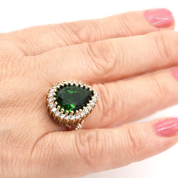 Hurrem sultan silver emerald ring, Pear shaped emerald ring, Handmade green beauty , Gift for her, Mother day gift