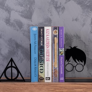 Deathly Hallows Wizard Bookend Metal Book Holder,Harry Bookend, Decorative Bookend,Metal Decor,Bookrest,Potterhead,Potter,Invisibility Cloak