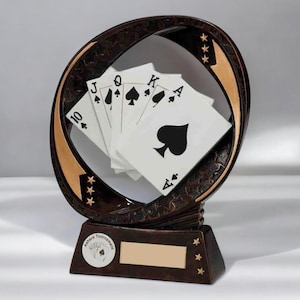 Poker Trophy – Royal Flush in Spades – Free Engraved Card Game Award | Texas Hold&#39;em | Game Night Prize | Casino Night Gift