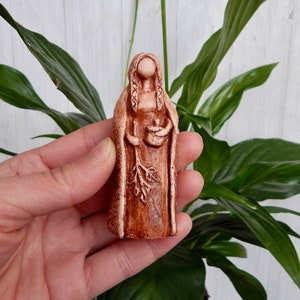 Eir  statue Goddess / small figurine from clay / handmade