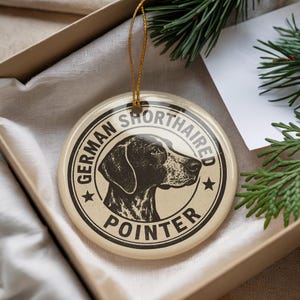 German Shorthaired Pointer Ceramic Ornament – Circular Dog Stamp Art, GSP Holiday Gift, Pet Lover Christmas Decor