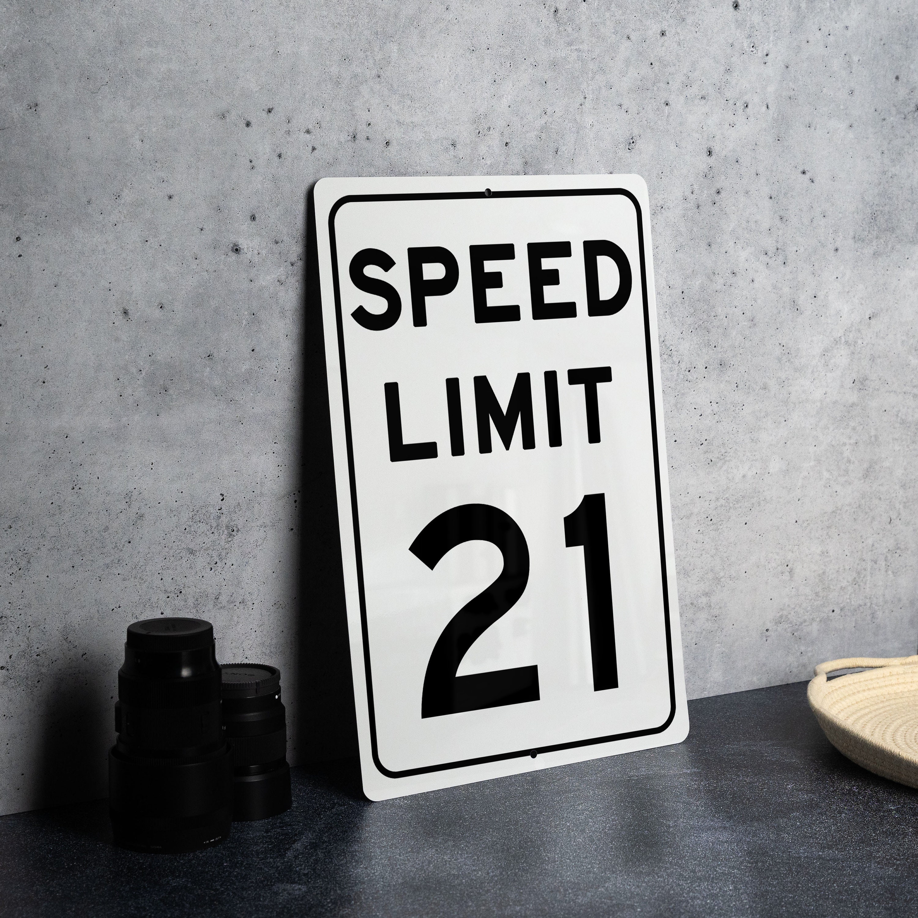 Speed Limit 21 MPH Sign - Precise Speed Regulation Aluminum Sign