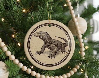Monitor Lizard Ceramic Ornament – Circular Wildlife Stamp Art, Reptile Lover Gift, Nature-Inspired Animal Decoration