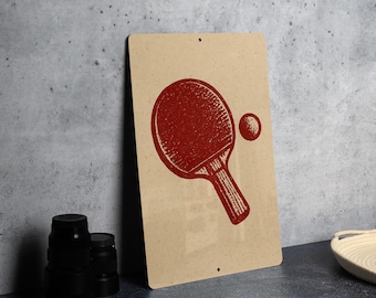 Table Tennis Paddle Metal Sign – Vintage Stamp Style Wall Art for Game Room, Sports Decor, Ping Pong Gift