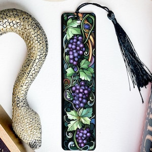 Vibrant Vineyard Whispers Metal Bookmark, Art Nouveau Design, Purple Grapes Bookmark, Green Leaves, Unique Gift