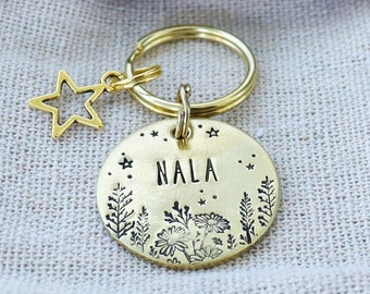 Hundemarke 'Nala' aus Messing, Kupfer, Melchior (ø25mm), personalisierbar mit Name, Telefonnummer und Mini-Anhänger