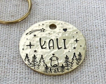 Hundemarke 'Kali' aus Messing, Kupfer, Melchior (ø25mm), personalisierbar mit Name, Telefonnummer und Mini-Anhänger