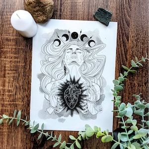Hart Helende MaanGodin, Mystieke Kunst Print, Zwarte Inkt en Aquarel Illustratie, Spirituele Muur Decor, Maan Fasen Artwork, Boho Decor