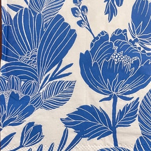 Decoupage Napkins,  Set of 2 Blue and White Floral Guest Size 3 Ply Paper Napkins