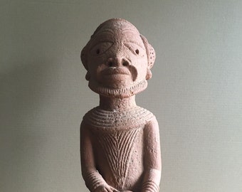 A Terracotta Nok Figure in Nigeria - 46 cm - in perfect condition