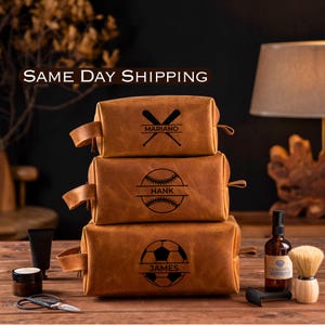 Kit Dopp personnalisé baseball, cadeaux garçons d'honneur, trousse de toilette en cuir pour homme, accessoire en cuir pour homme, cadeau d'anniversaire pour lui