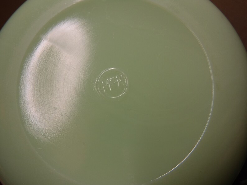 Vintage Jadeite Bowls and Goblet / Fireking Jadeite Etsy