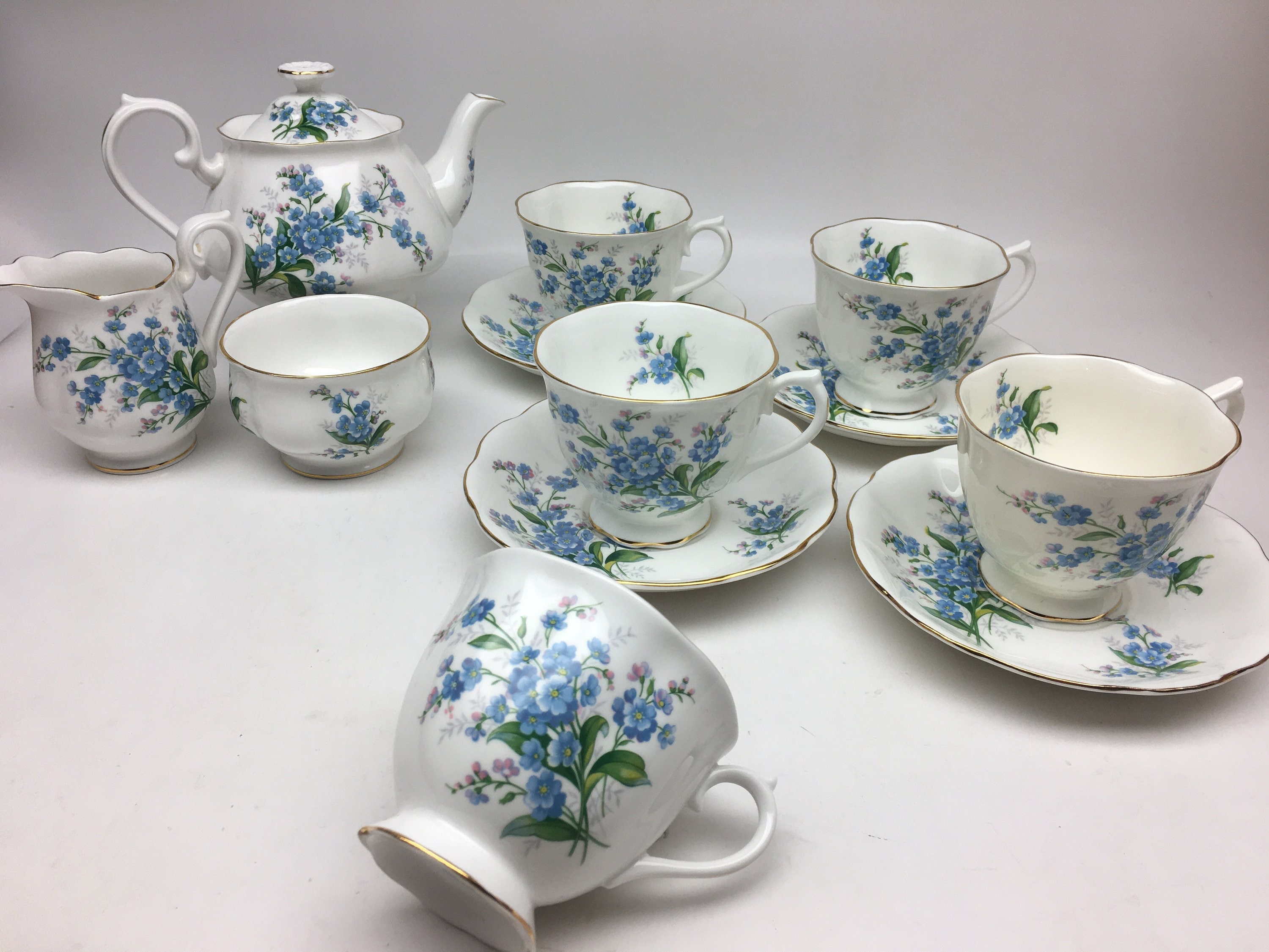 ROYAL ALBERT FORGET-ME-NOT トリオ カップ&ソーサー プレート ROYAL ALBERT FORGET-ME-NOT トリオ カップ&ソーサー プレート