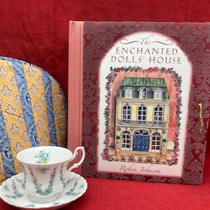 洋書 Enchanted Dolls' House by Robyn Johnson Enchanted Dolls' House by Robyn Johnson (2006, Hardcover) for sale