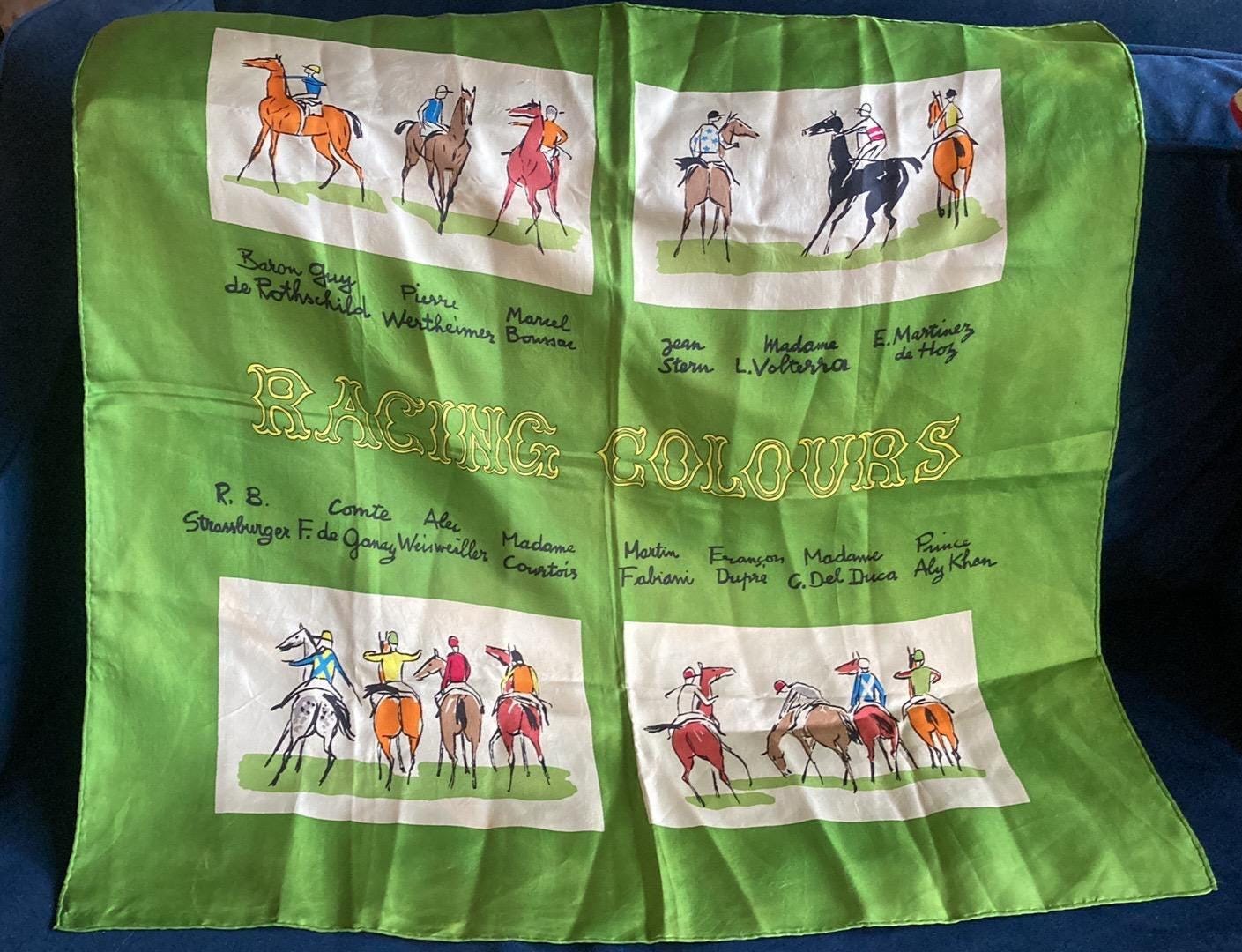 緑色 馬と旗のデザイン スカーフ 約90cm 競走馬をモチーフにした、手縫いのヴィンテージシルクスカーフ