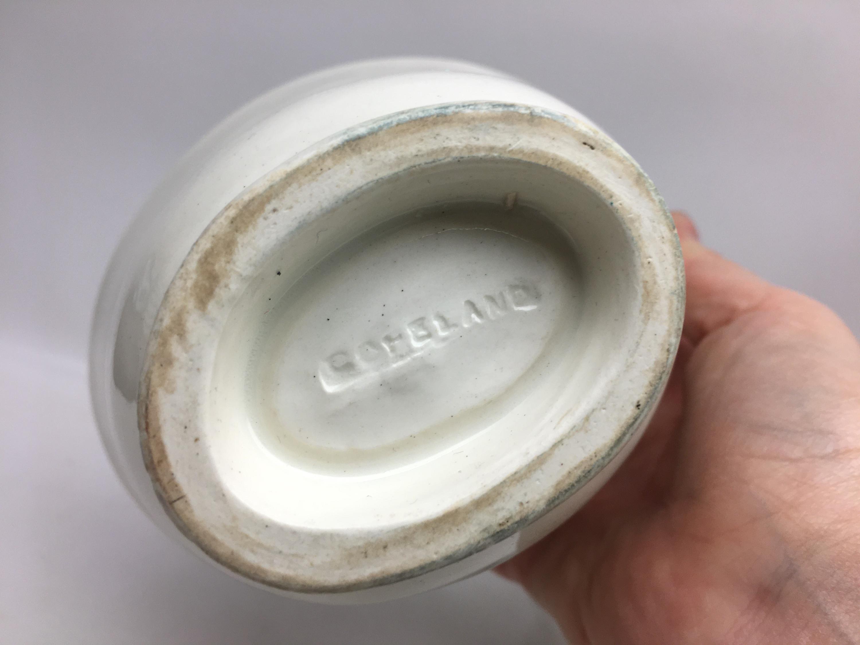 Moule à gelée vintage en céramique blanche Shelley - Décoration de cuisine pour pudding en porcelaine antique Kitchenalia - France