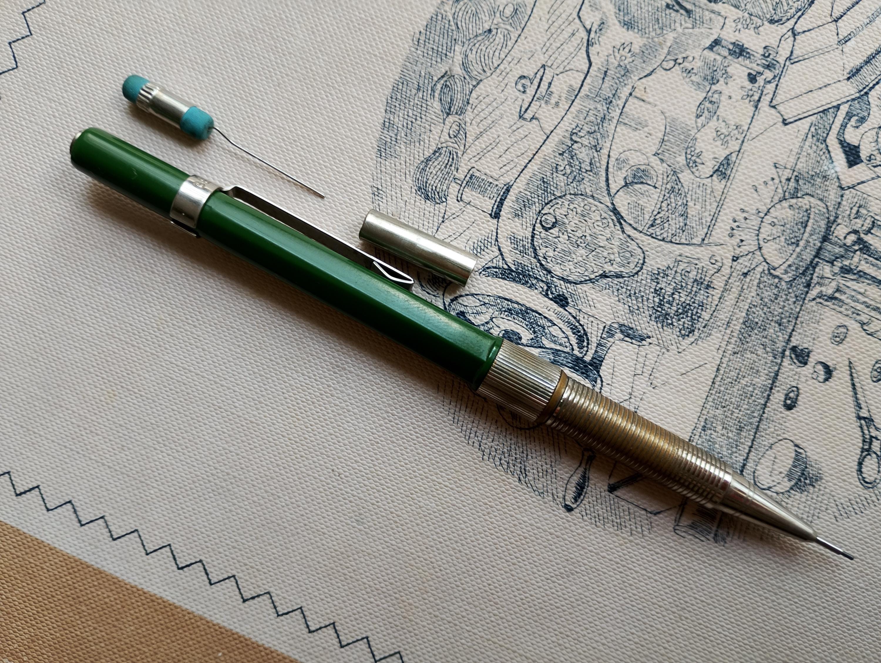 Vintage eagle pencil - Etsy 日本
