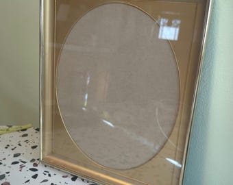 Vintage 80's Metal and Plastic Gold Picture Frame for 8"X10" Photo, Wall Oval Frames